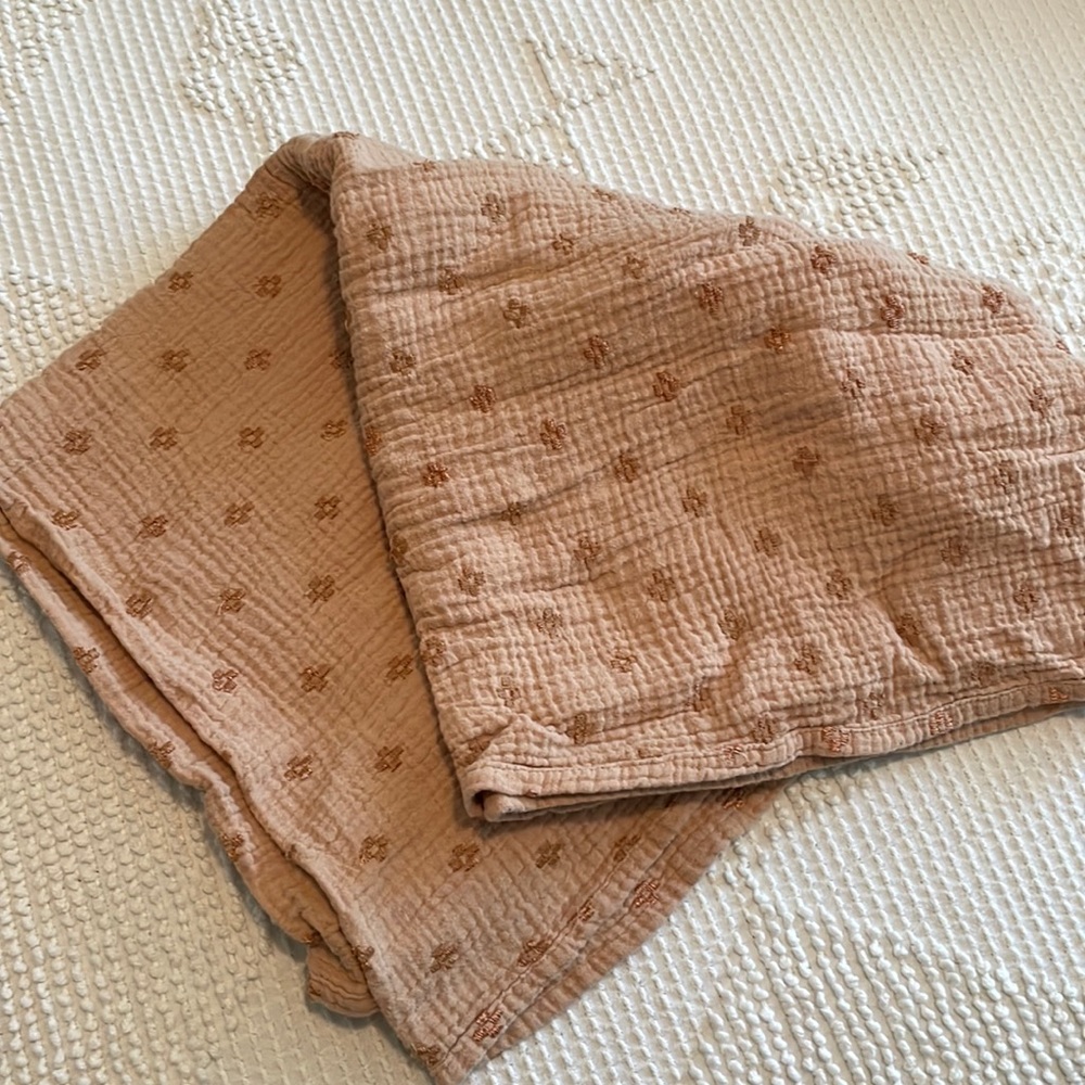 Ryler & Cru unisex swaddle